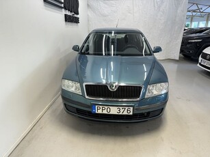 Skoda Octavia 1.6 Bensin Manuell, 102hk