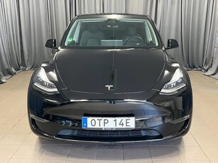 Tesla Model Y Long Range AWD Svensksåld | Moms | Sensorer