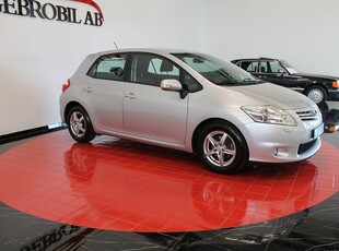 Toyota Auris 5-dörrar 1.4 D-4D Plus Euro 5 Nybes