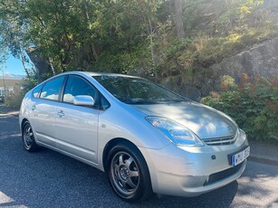 Toyota Prius 1.5 VVT-i + 3CM CVT 0%Ränta