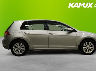 Volkswagen Golf 1.2 TSI M-värmare Carplay Årskatt 426 Kr