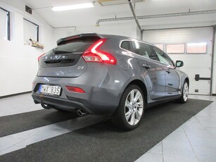 Volvo V40 D3 Geartronic Momentum Panorama Drag Bytt kamrem