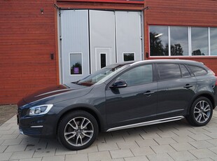 Volvo V60 Cross Country D4 AWD Aut Summum Kombi Drag VOC