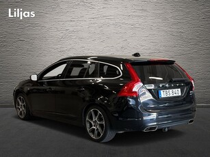 Volvo V60 D4 AWD Ocean Race Business E PRO