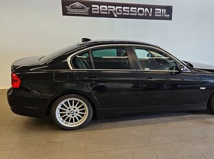 BMW 330 i Sedan Automat / Navi / Keyless / Läder