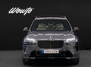 BMW X7 xDrive40i M-Sport/Pano Sky Lounge/ Drag /H/K /SE SPEC