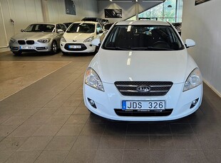 Kia CEED cee'd 1.4 CVVT EX / -ägare / Ny besiktigad