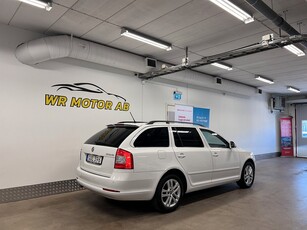 Skoda Octavia Kombi 1.6 TDI Dragkrok, PDC Euro 5