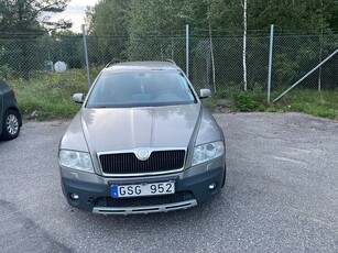 Skoda Octavia Scout 2.0 TDI 4x4 Euro 4