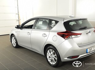 Toyota Auris 1,8 Elhybrid Active M&K