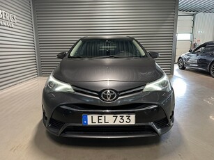 Toyota Avensis 2.0 D-4D Active Plus B-kam Navi Keyless Eu6