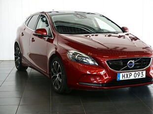 Volvo V40 D2 Summum Pano Navi Skinn BLIS VOC PDC HK B-kamera