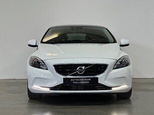 Volvo V40 D3 Momentum Pano Keyless Drag 150hk