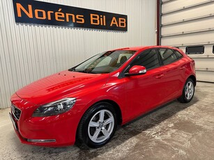 Volvo V40 T2 120Hk 1 ÄGARE NYSERV MED KAMREM