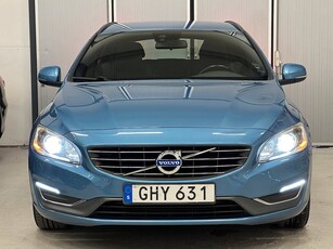 Volvo V60 D3 MOMENTUM 136hk DRAG D-VÄRM PSENSORER NY-KAMREM