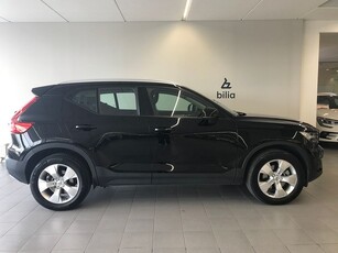 Volvo XC40 T2 FWD Momentum Skinn Backkamera Navi