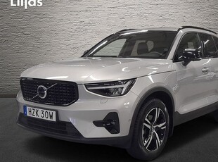 Volvo XC40B3 FWD Bensin Plus Dark 2024, SUV