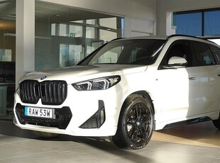 BMW iX1xDrive30 M Sport Drag Backkamera 2024, SUV