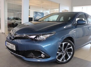 Toyota AurisE-Cvt Active Plus Värmare Sätesventilation B-Kamera 2016, Halvkombi