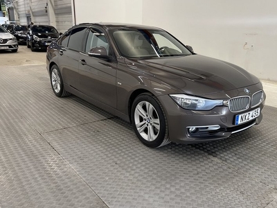 BMW 330d xDrive Taklucka B-kamera Halvskinn P-sensorer 2014, Sedan