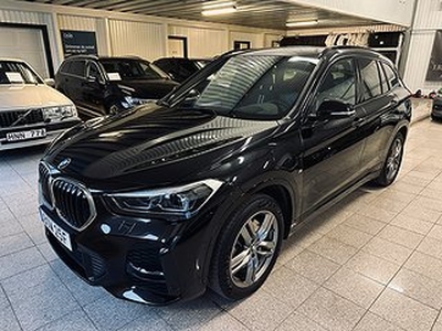 BMW X1 xDrive 25e M-sport Navi HUD Backkamera Keyless Moms