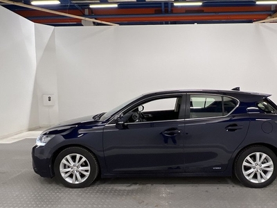 Lexus CT200h Comfort Navi B-kamera 2016, Halvkombi