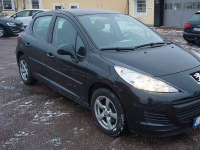 Peugeot 2075-dörrar 1.4 VTi Euro 5 1ägare 2011, Halvkombi