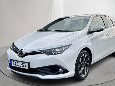 Toyota Auris 1.2T 5dr (116hk)