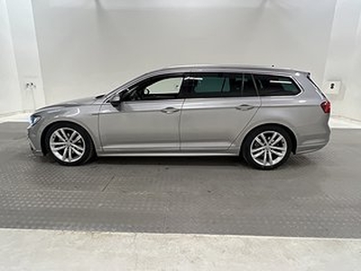 Volkswagen Passat TDI 190hk 4M R-Line Skinn Värmare Kamera