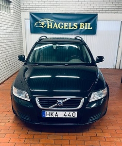 Volvo V50 2.0 D Kinetic Ny Besiktad