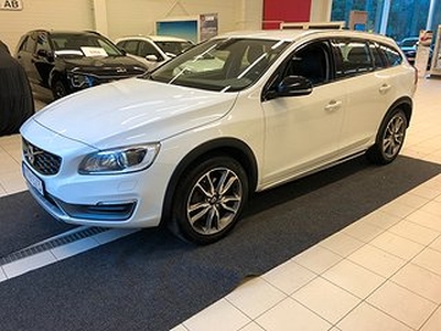 Volvo V60 Cross Country D4 Geartronic Summum Dragkrok OnCall