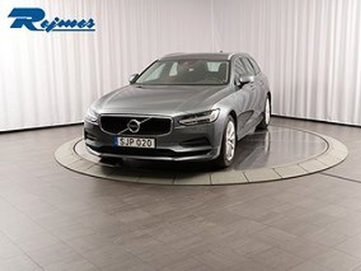 Volvo V90 T4 Momentum Edition