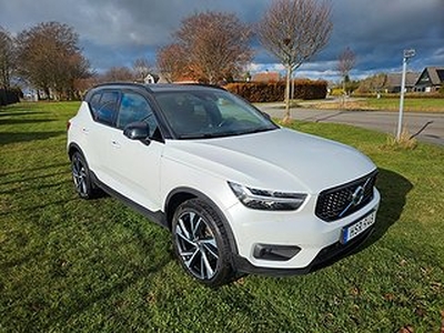 Volvo XC40 D4 AWD Geartronic R-Design / H&K / Dragkrok / SoV