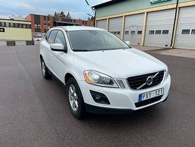 Volvo XC60 2.4D Summum Euro 4 Ny besiktad Nyservad