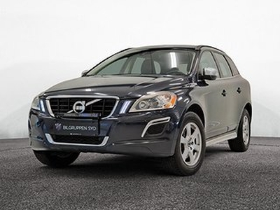 Volvo XC60 D5 AWD Geartronic Momentum, R-Design|Keyless|Pano