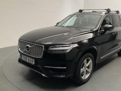 Volvo XC90D4 AWD 2017, SUV