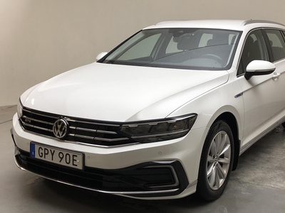 VW Passat 1.4 GTE Sportscombi (218hk)