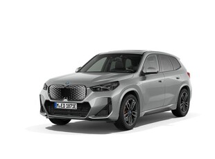 BMW iX1eDrive20 M-Pro HUD Privatleasing 2025, SUV