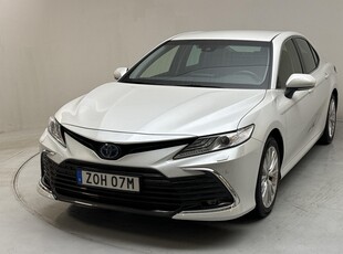 Toyota Camry 2.5 Hybrid (218hk)