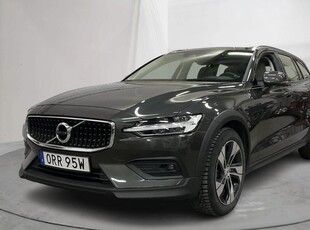 Volvo V60 B4 Cross Country AWD Mildhybrid, Diesel (197hk)