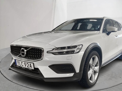 Volvo V60 D4 Cross Country AWD (190hk)