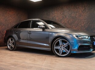 Audi A3 Sedan 2.0 TDI S-line Quattro | Eyecatcher | Panorama