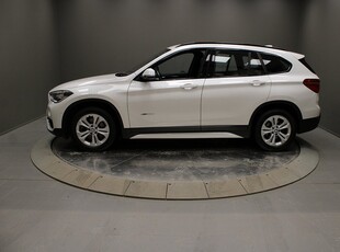 BMW X1 xDrive20d / Sport line / Dragkrok / Panoramaglastak