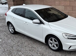 Volvo V40 T3 Geartronic Momentum, R-Design Euro 6