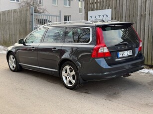 Volvo V70 2.0 Flexi Summum | Drag | Skinn | Nybes | Fullserv