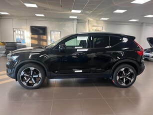 Volvo XC40 T3 Geartronic, Momentum Pro