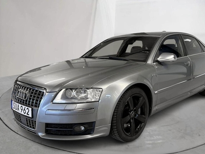 Audi S8 5.2 quattro (450hk)