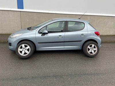 Peugeot 207 5-dörrar 1.4 VTi Lågmil.