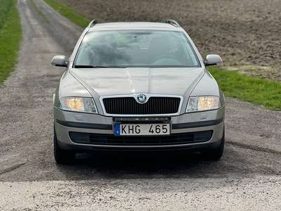 Skoda Octavia Kombi 1.6 MPI | DRAG