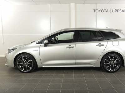 Toyota Corolla 2,0 Elhybrid Kombi Executive Motorvärmare